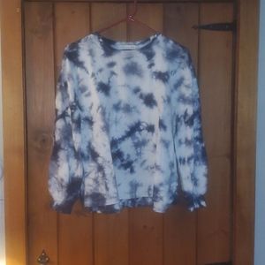EUC navy tie-dye LS tee